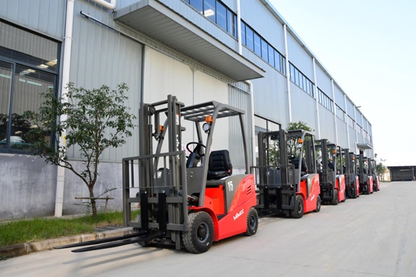Forkvance electric forklift truck