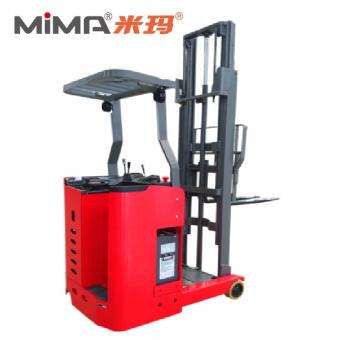 Customized reachtruck with narrow overhead guard