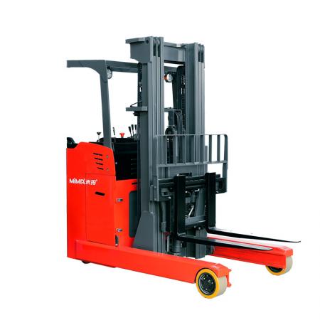 Stand on type reach truck