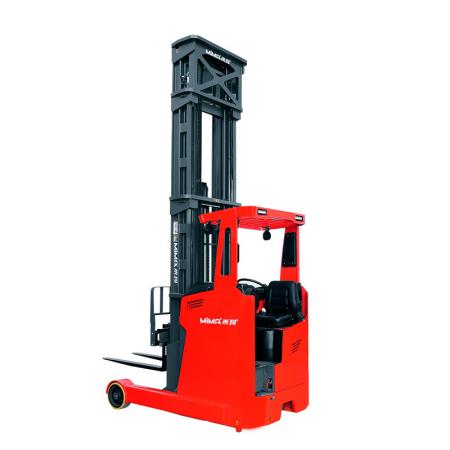 Electric reach truck