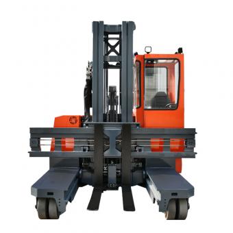 multi-direction reach truck